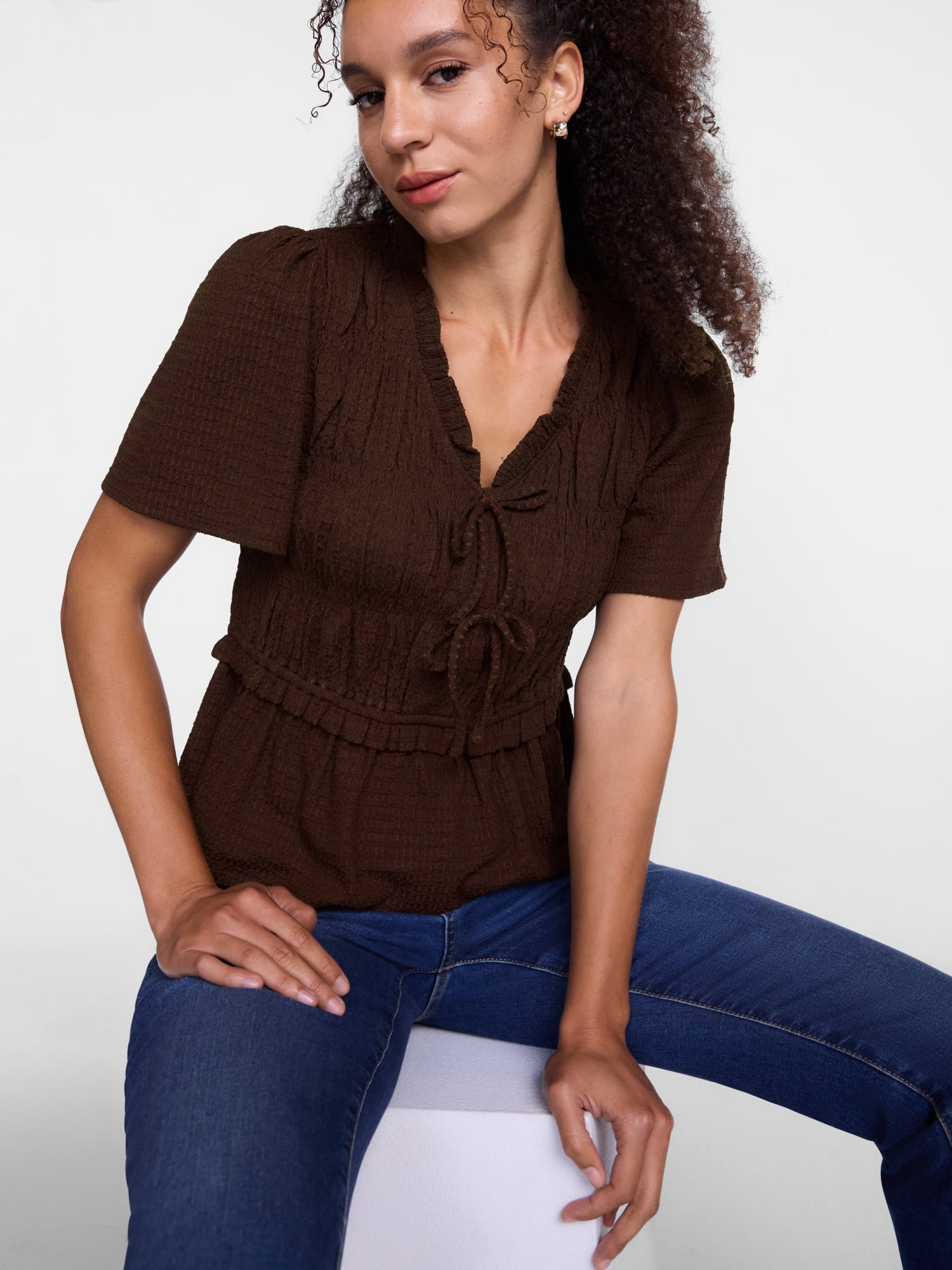 Scenario Women's and Women's Plus Textured Tie Front Top, Sizes XS-4X