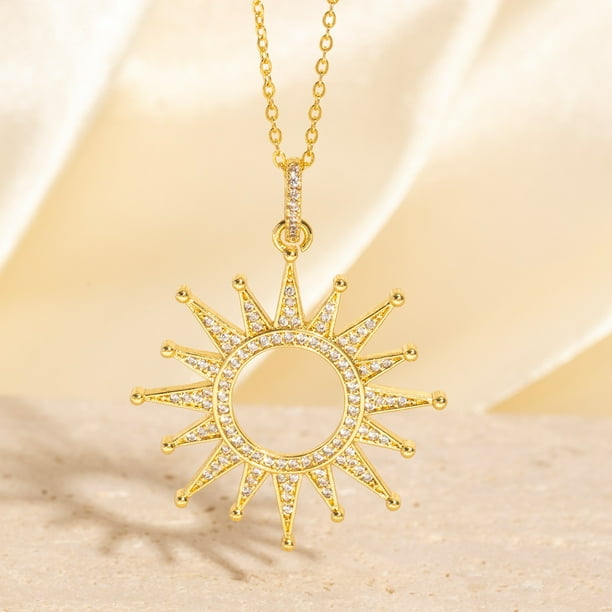 Colgante de zircon ligeramente incrustado en el sol collar dorado de cobre de alta gama de moda joyas de diseño de nicho creativo femenino