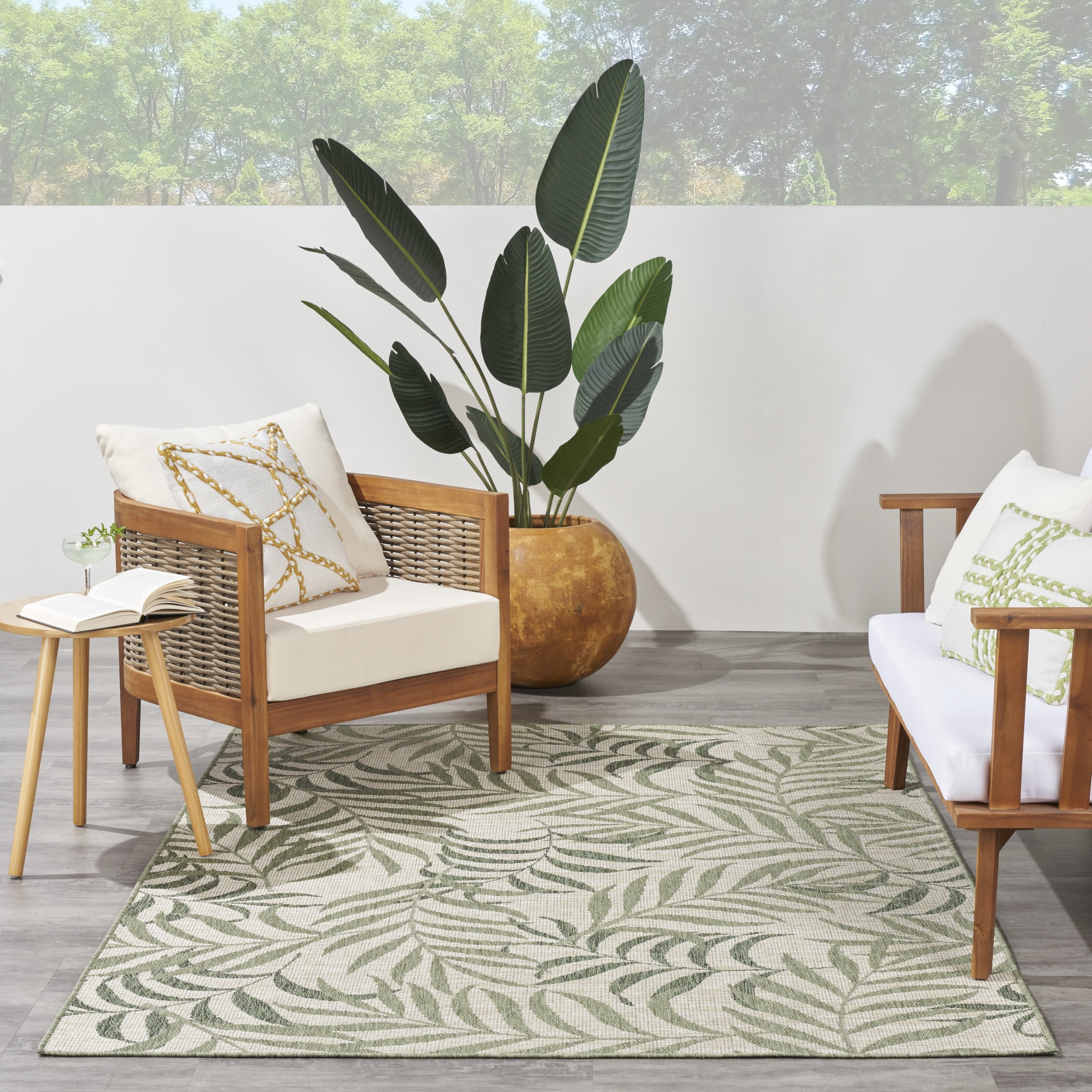 Nourison Garden Oasis Indoor/Outdoor Ivory Green 5' x 7' Area Rug (5x7)