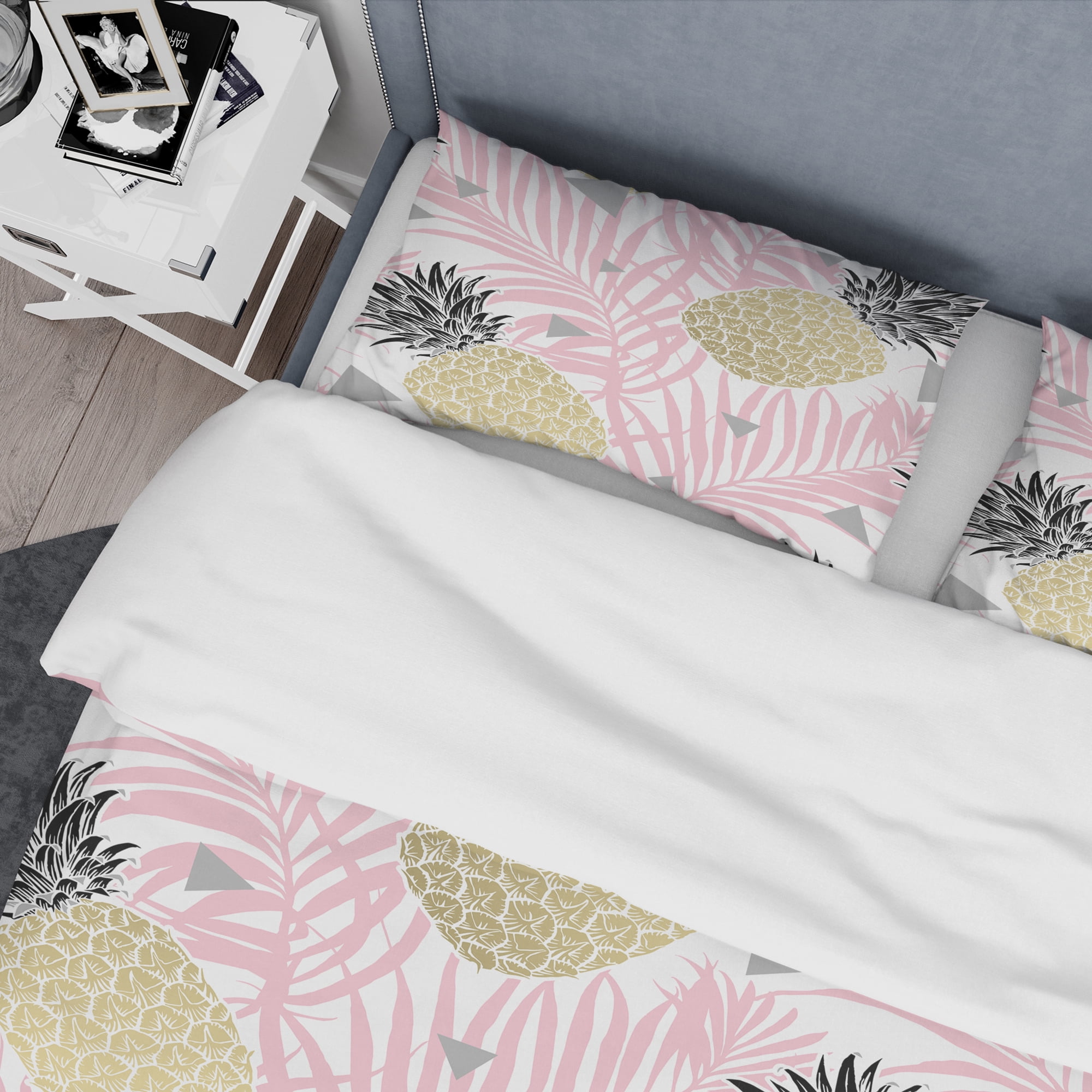 Designart 'Golden Pineapple Pink Leaves' Mid-Century Modern Duvet Cover Set