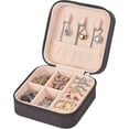 thumbnail image 1 of Joyero pequeño de piel sintética, estuche portátil de viaje para anillos, colgantes, pendientes y collares., 1 of 5