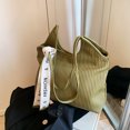 thumbnail image 3 of Bolso plisado de gran capacidad de moda para mujer, nuevo bolso de hombro versátil 2025, bolso de cubo de viaje sencillo con textura de alta calidad, 3 of 5