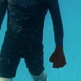 thumbnail image 4 of WASHWEPE 1Par Guantes Para Nadar Con Membranas Negros Protección Contra Medusas Y Calor, 4 of 7