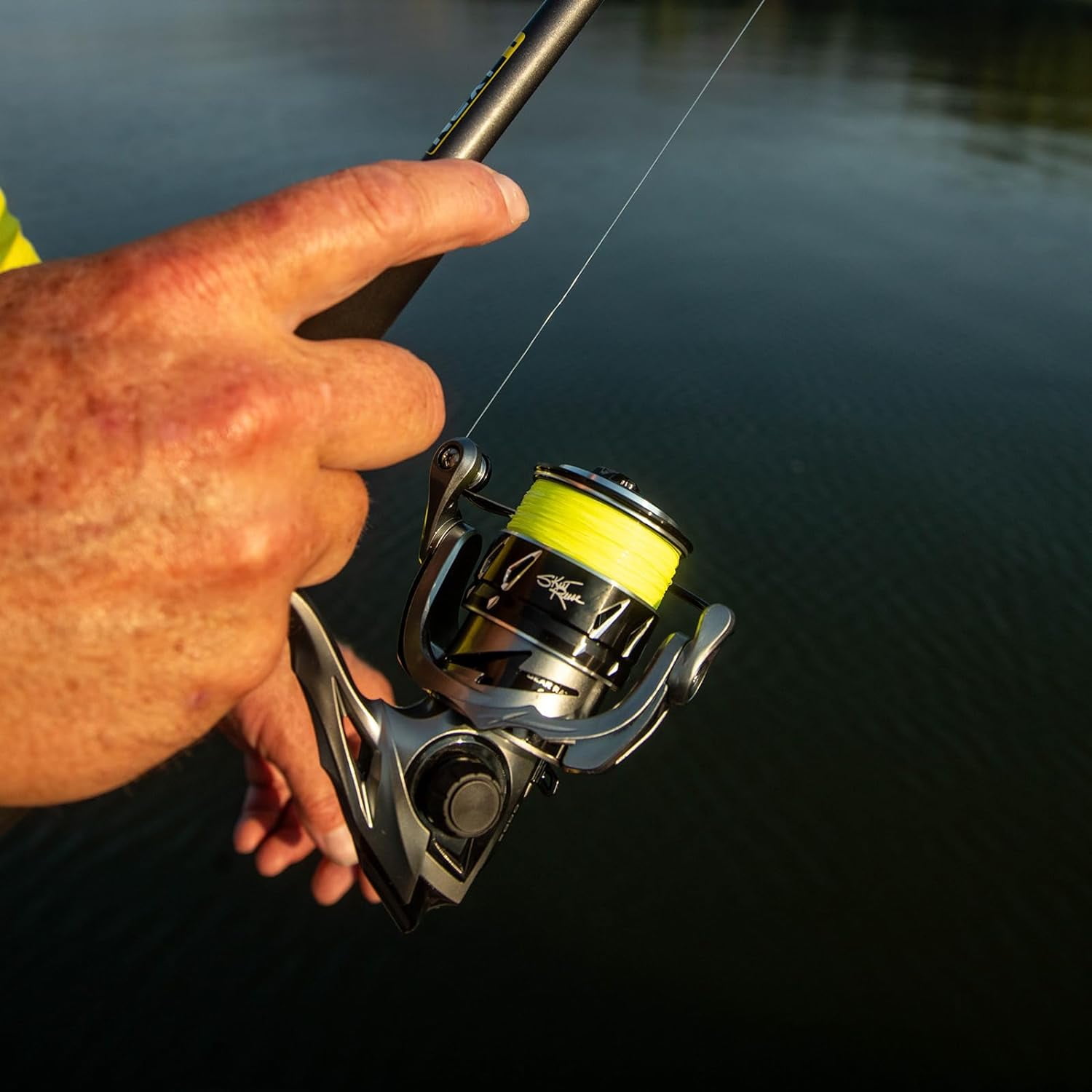 KastKing Skeet Reese Icon Spinning Reel, Carbon Rotor with Aluminum Body Fishing Reel, 6.2:1 Gear Ratio, 10 + 1 Stainless Steel Ball Bearings,17.6 Lbs Max Drag, TPE Handle Knobs