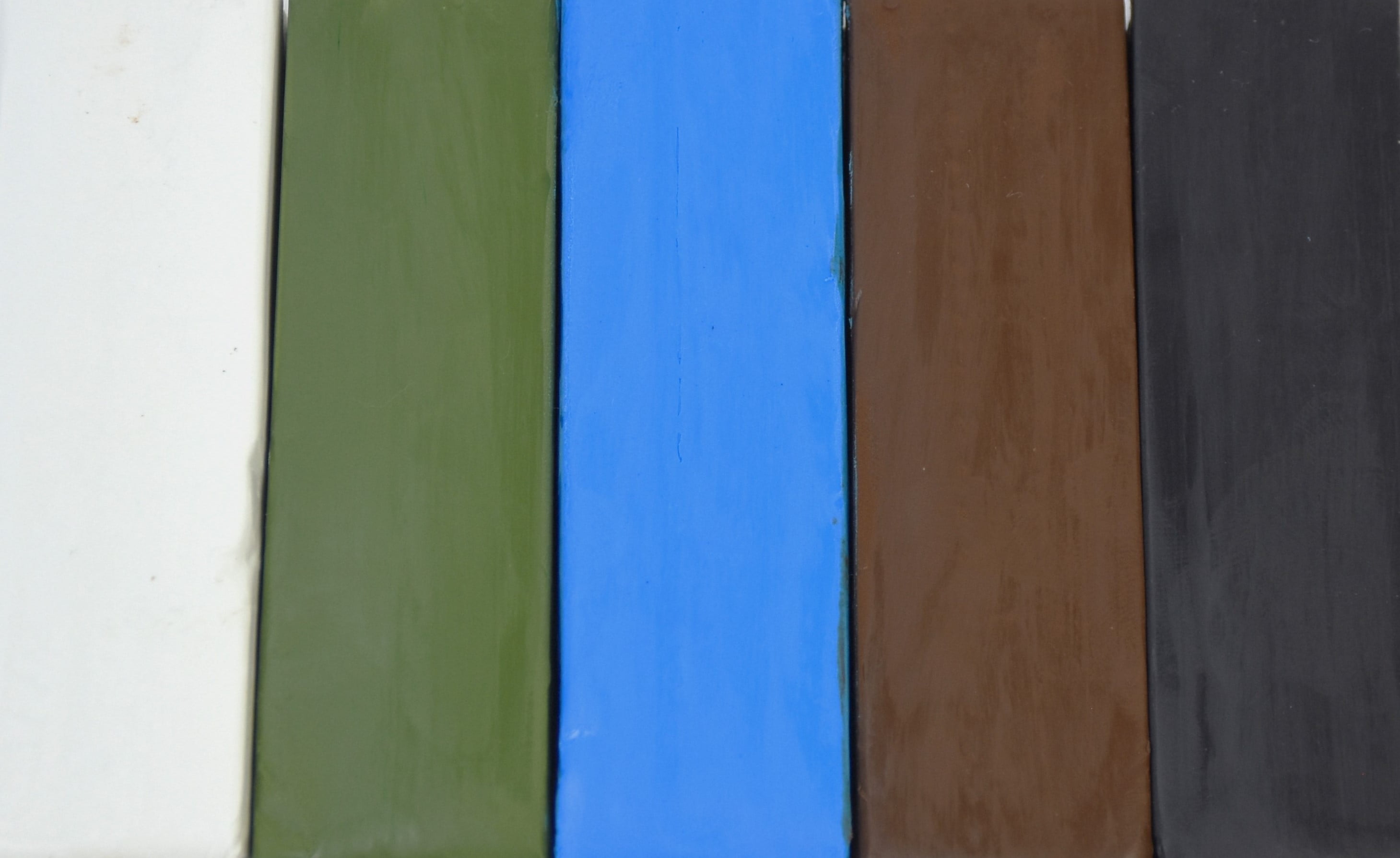 White;Black;Brown;Blue;Green