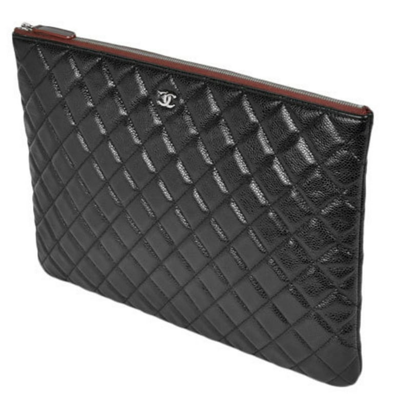 Pre-Owned Chanel CHANEL here mark clutch bag caviar skin second A82552  (Good) 