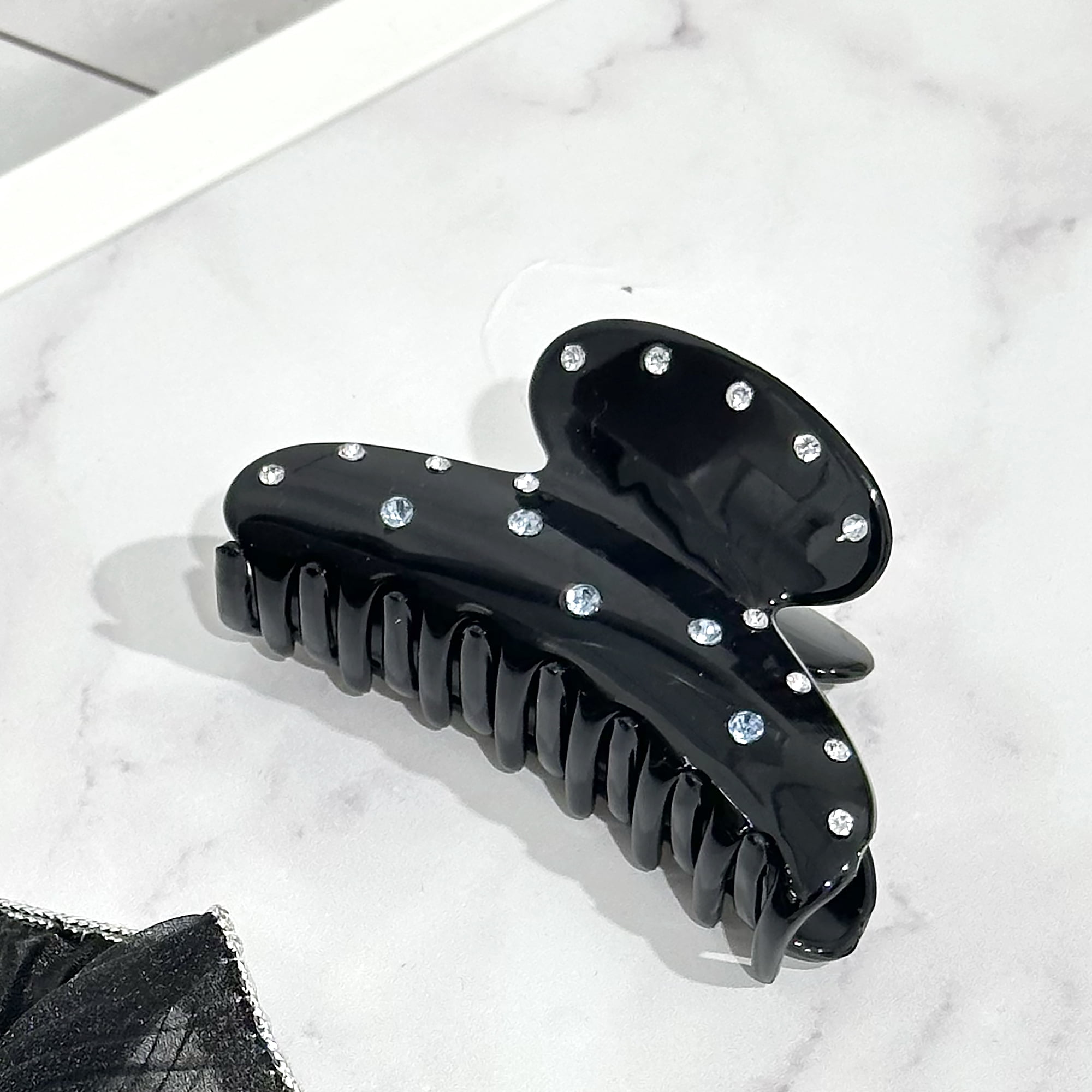 Scunci Rhinestone Claw Clip