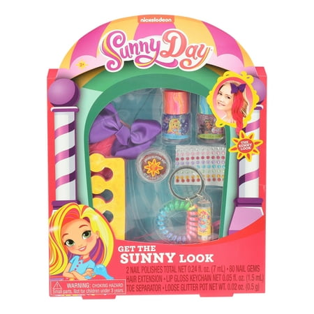 Sunny Day Get the Sunny Look Beauty & Hair Extension Play Kit ($11