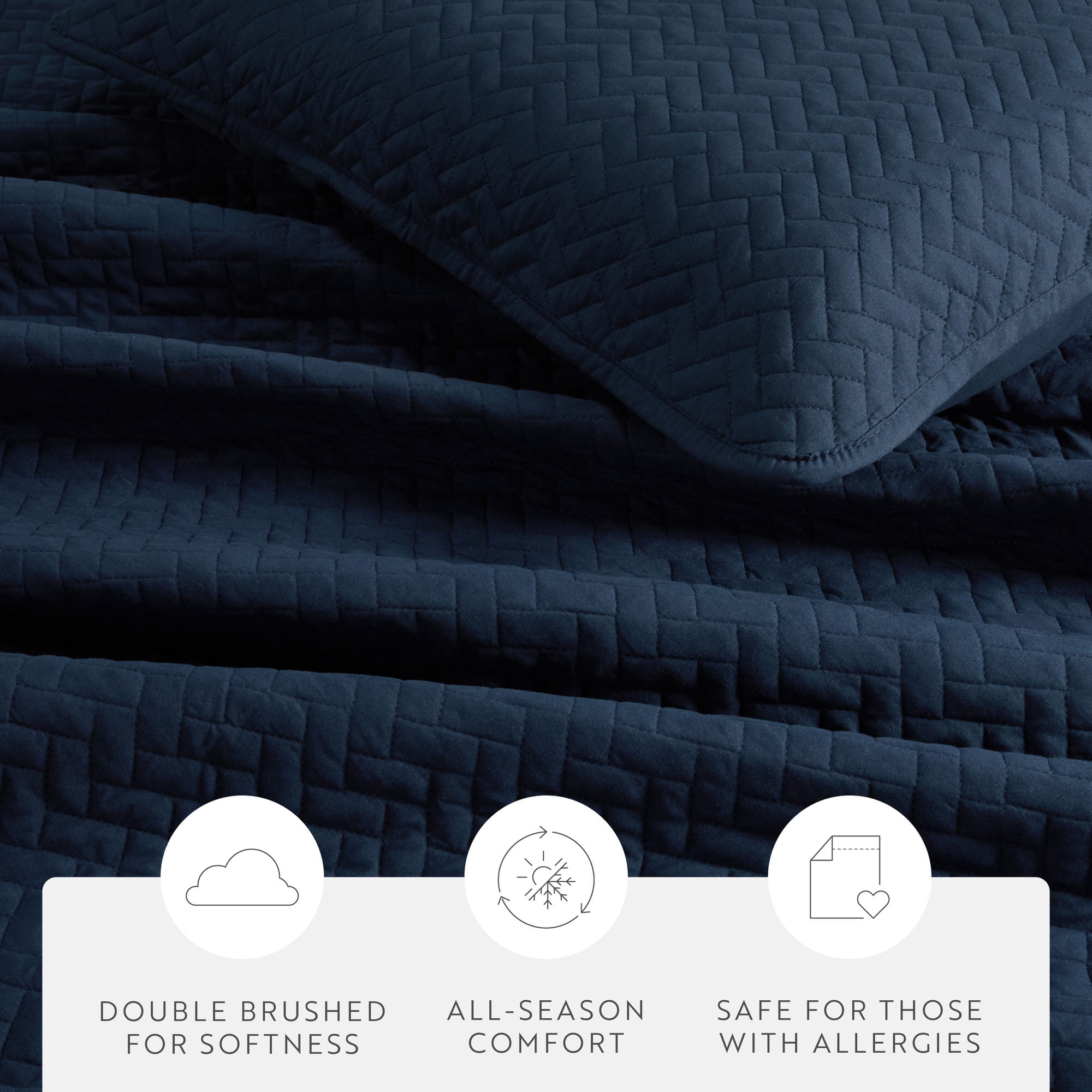 Noble Linens Navy Herring Pattern Quilted Coverlet, Full/Queen