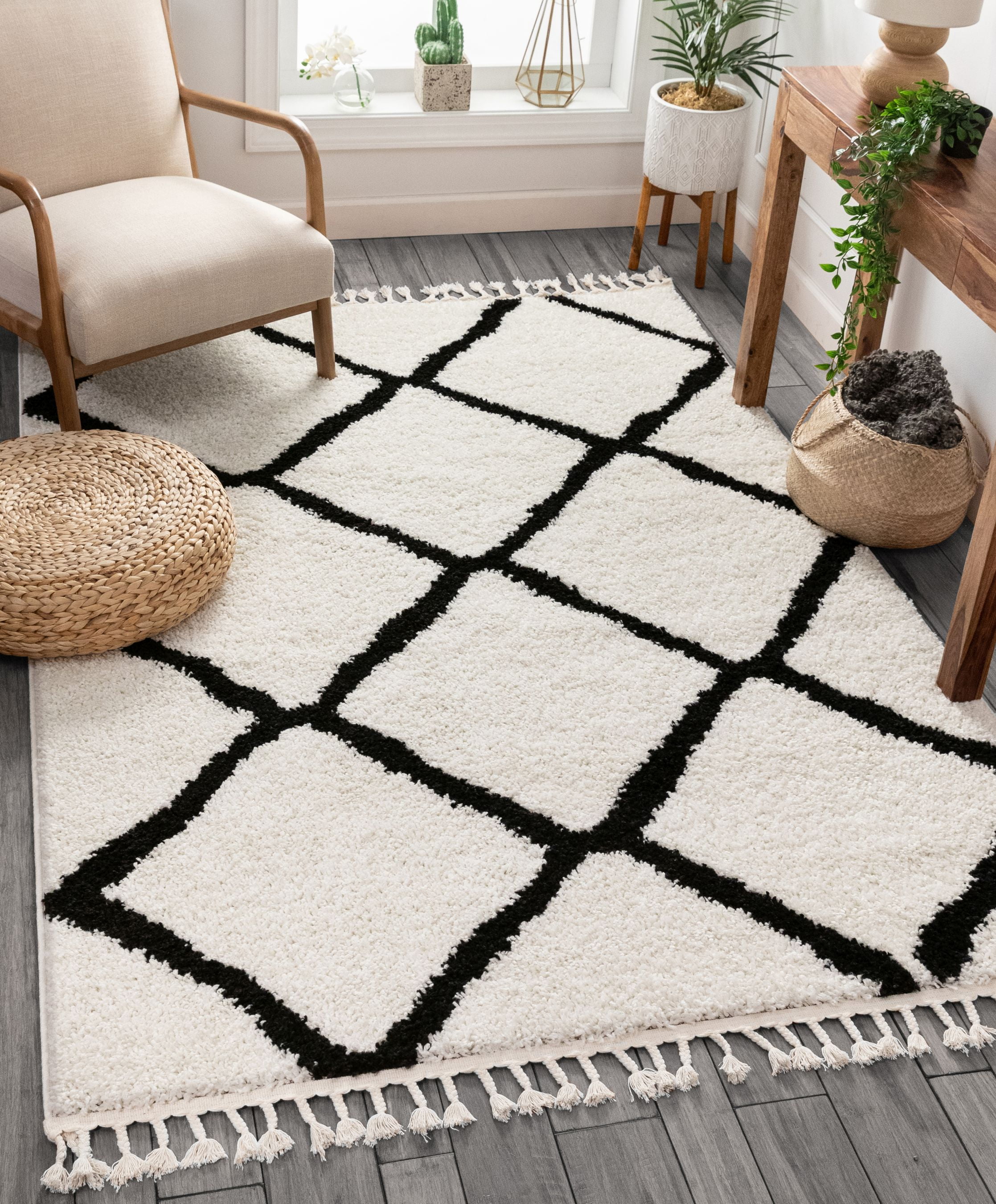 Well Woven Celina Black Moroccan Shag Diamond Trellis Pattern Area Rug