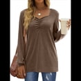 thumbnail image 2 of Blusa Elegante Informal con Cuello en Forma de Corazón y Larga para Mujer, Color Liso, Estilo Túnica, Tipo Suéter. Café S, 2 of 5