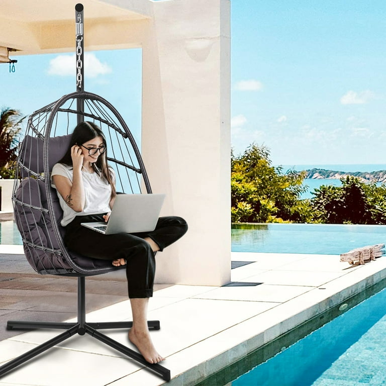 Egg outlet patio set