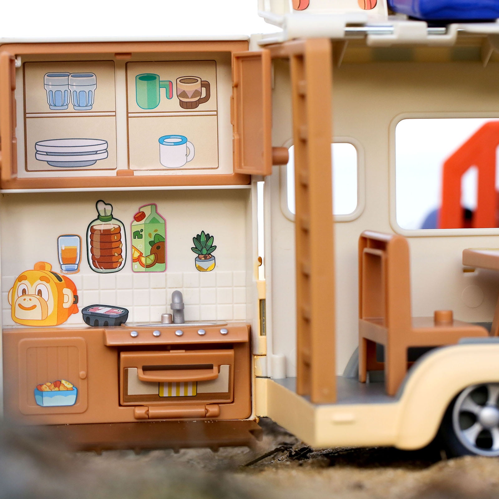 Bluey Campervan Playset with Jean Luc, 8 pc, Preschool, 3+