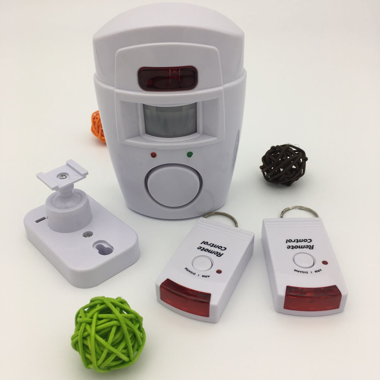 Wireless PIR Motion Sensor Alarm 2PC Remote Controls Shed Home Garage Caravan;Wireless PIR