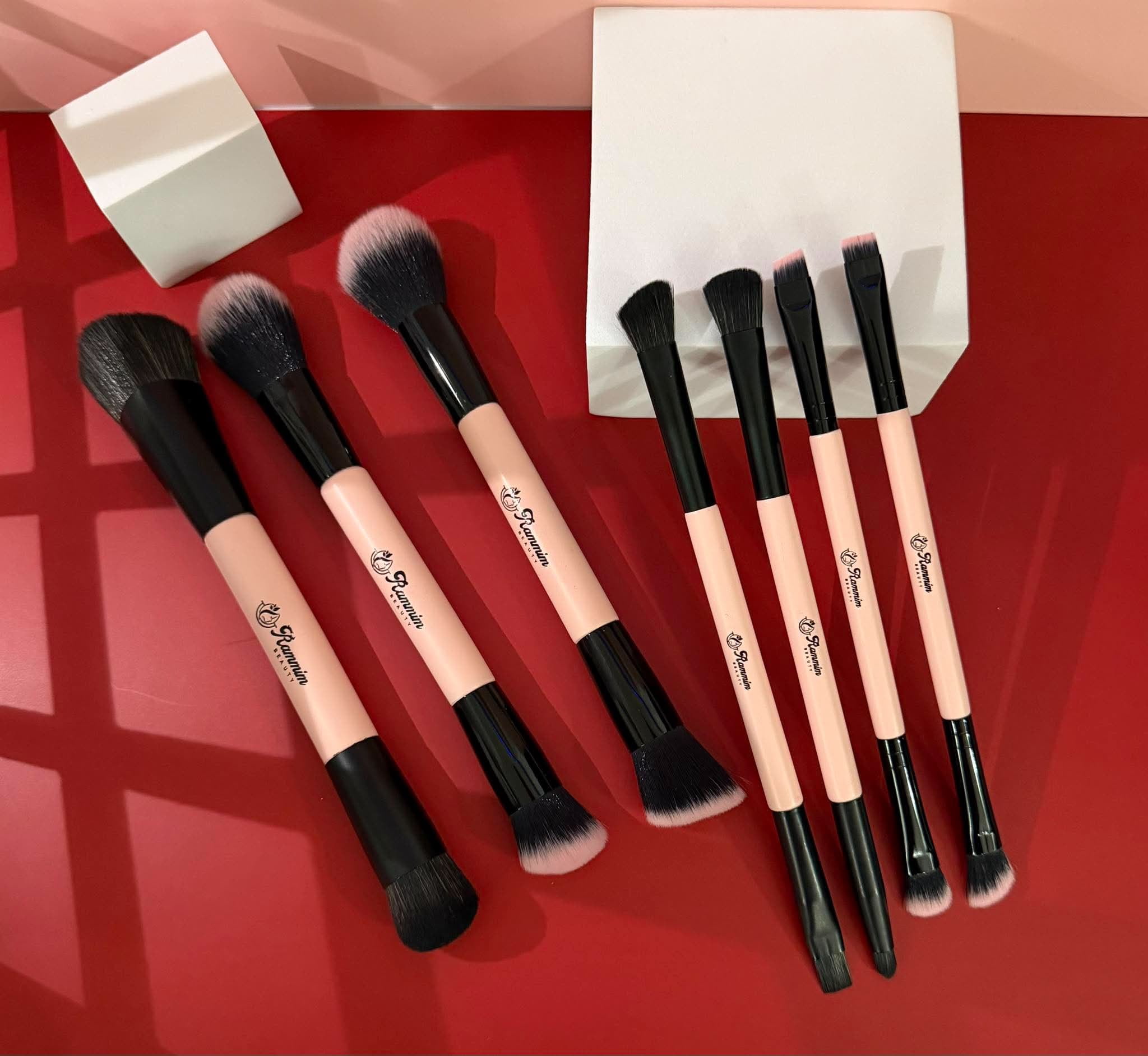 MAC Hypnotizing Holiday Wave Your Wand Brush Set (5 pieces