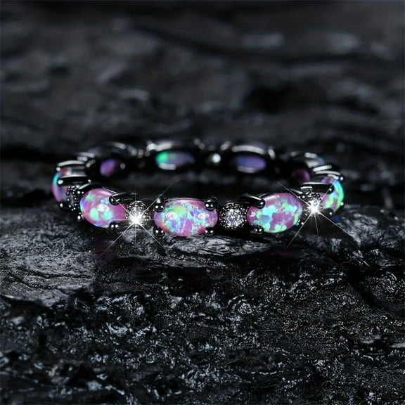 Simple Ring with Full Circle of Opal Rings That Can Be Worn By Women