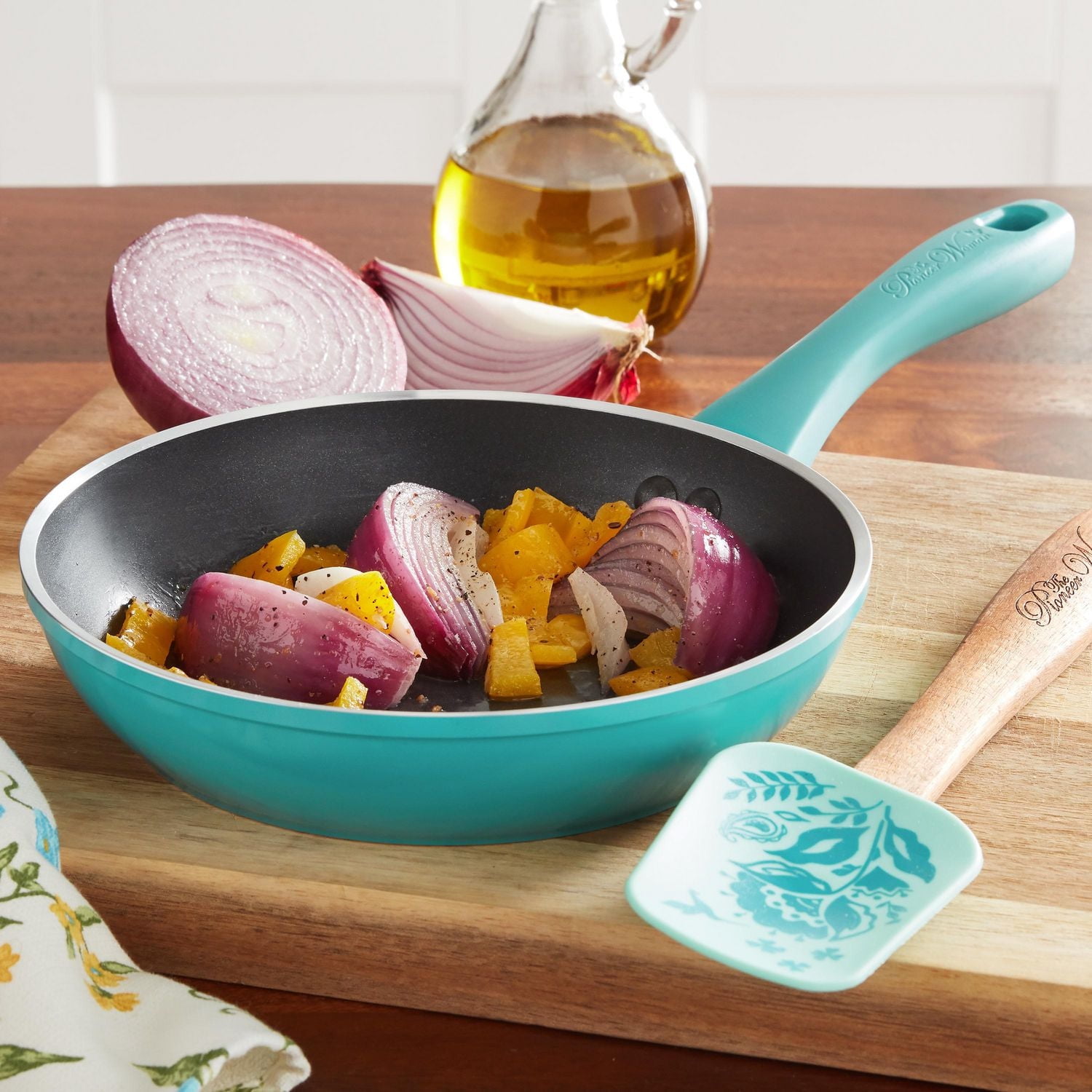The Pioneer Woman Timeless Beauty Fry Pan