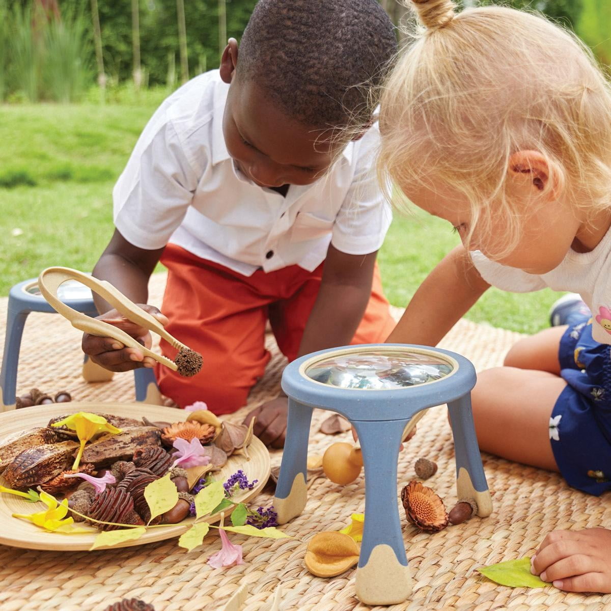 Kaplan Early Learning Company All-Weather Tabletop Magnifier - Set of 2