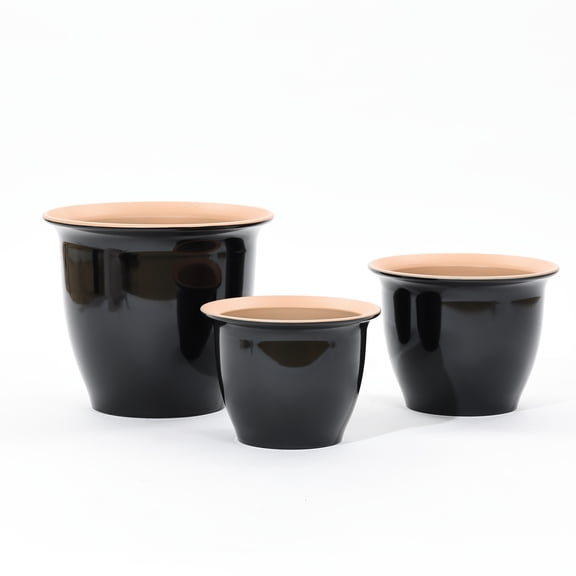 LuxenHome 3-Piece Round Recyled Plastic Outdoor Planter Set in Ebony Black