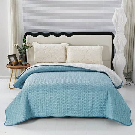 Elegant Solid Color Eobossed Bedspread Lightweight & Breathable for Bedroom
