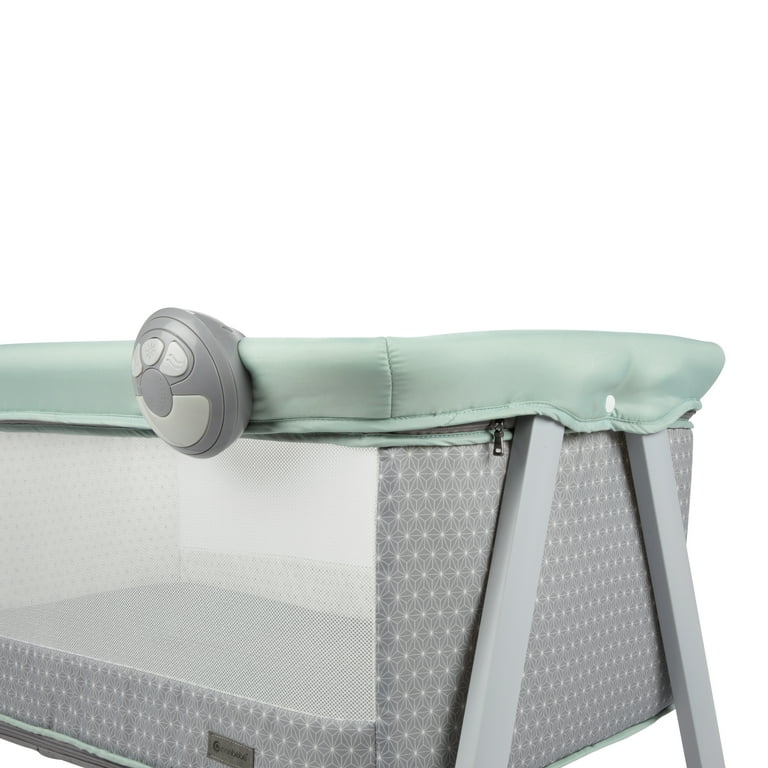 Monbebe Whisper 3 in 1 Rocking Baby Bassinet and Play Yard with