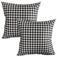 thumbnail image 1 of Cojín de sofá de franela de 2 piezas, funda de almohada con cuadros geométricos, sin núcleo, 1 of 5