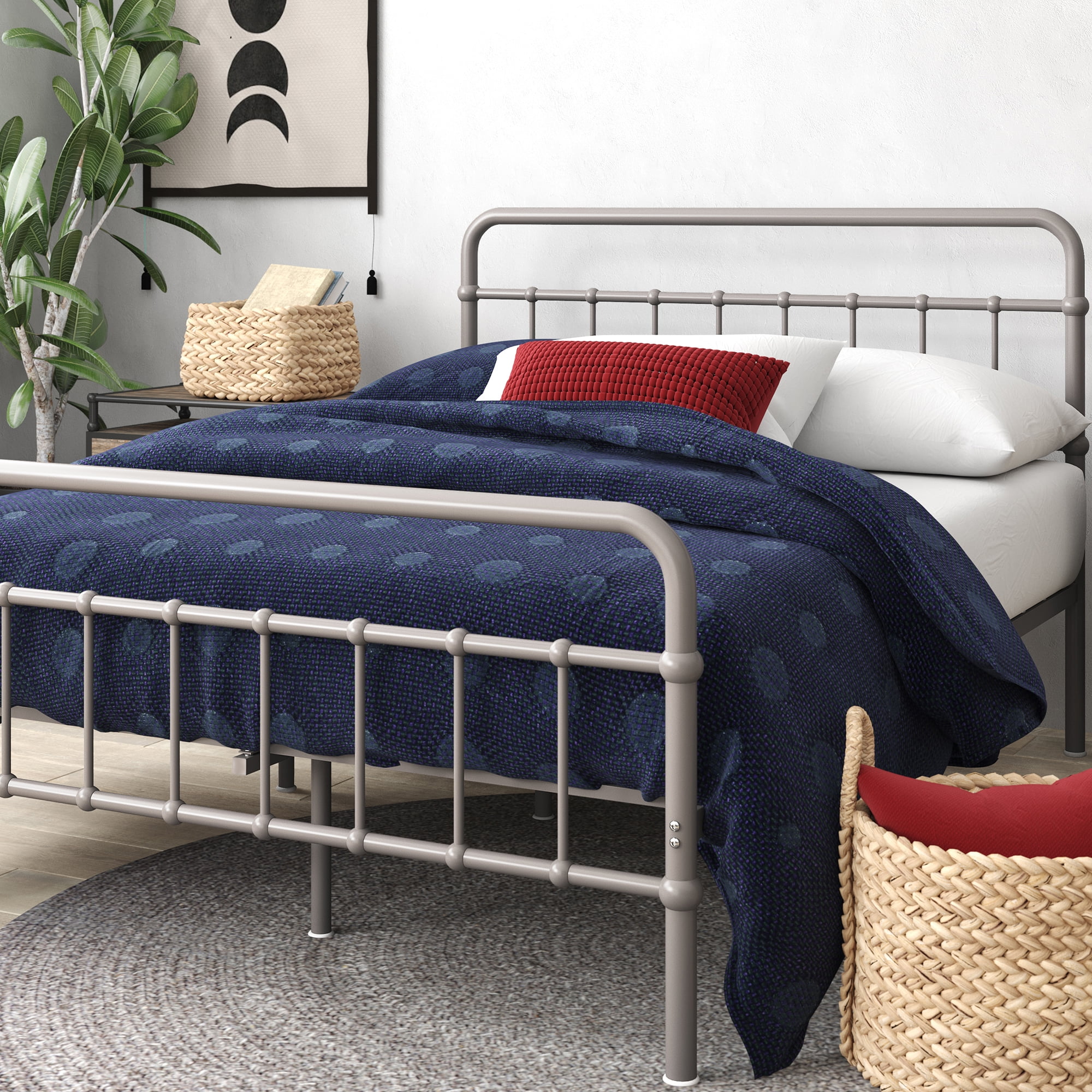 Zinus Florence 42" Metal Platform Bed Frame, Grey, Full