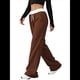 thumbnail image 3 of Pantalones Deportivos Anchos con Cintura de Contraste de Color y Hebilla de Cordón para Mujer. Color Café L, 3 of 8