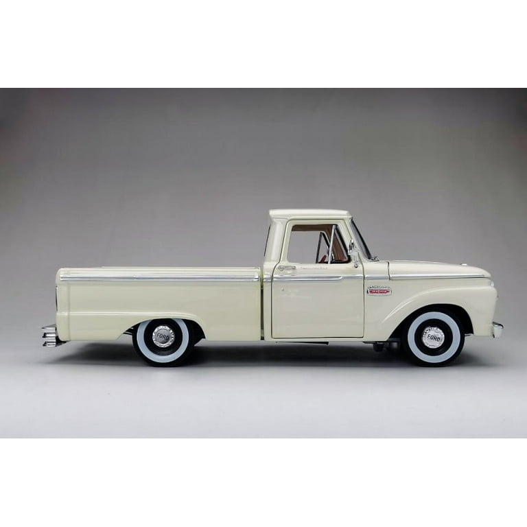 1965 Ford F-100 Custom Cab Pickup, White - Sun Star 1302 - 1/18