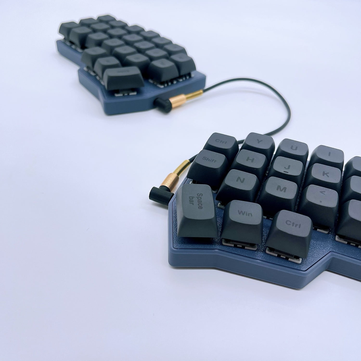 MiFuny CORNE V4 Split Keyboard Kit White No Carving Keycap Wired RGB Hot-swappable Support VIAL Left and Right Hand Split Keyboard