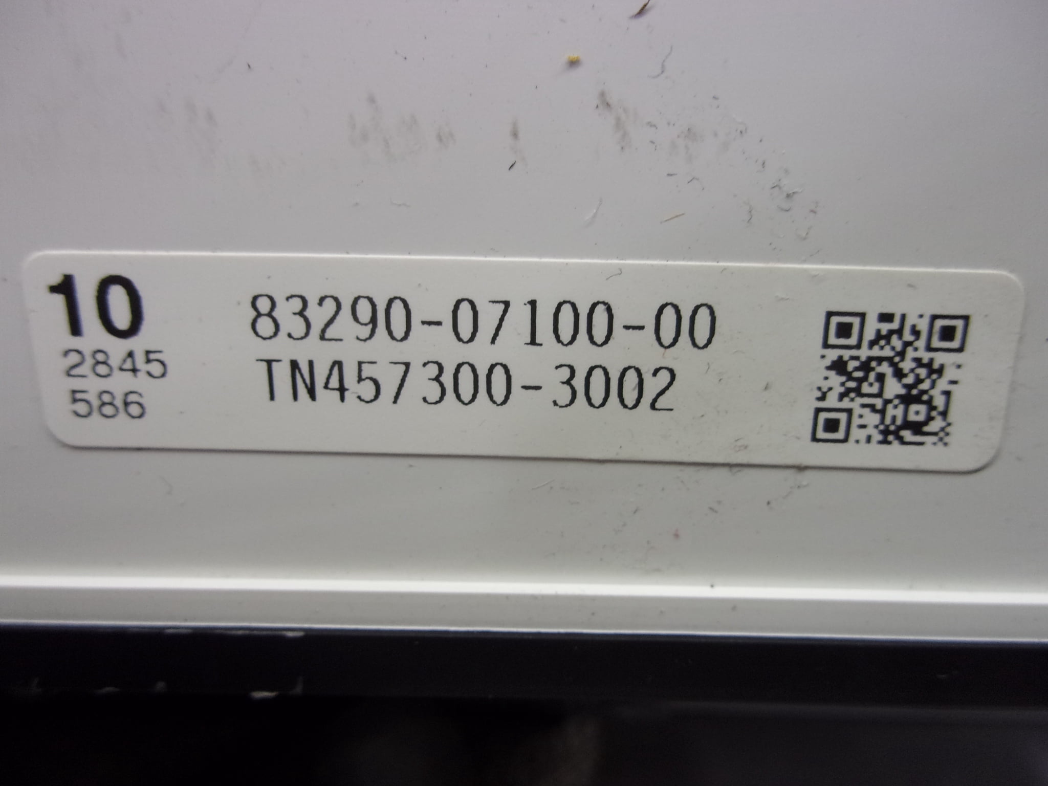 Pre-Owned 2005-2007 Toyota Avalon Navigation Information Display Screen 83290-07100 OEM - Verify Specific Vehicle Fitment In Description - (Good)