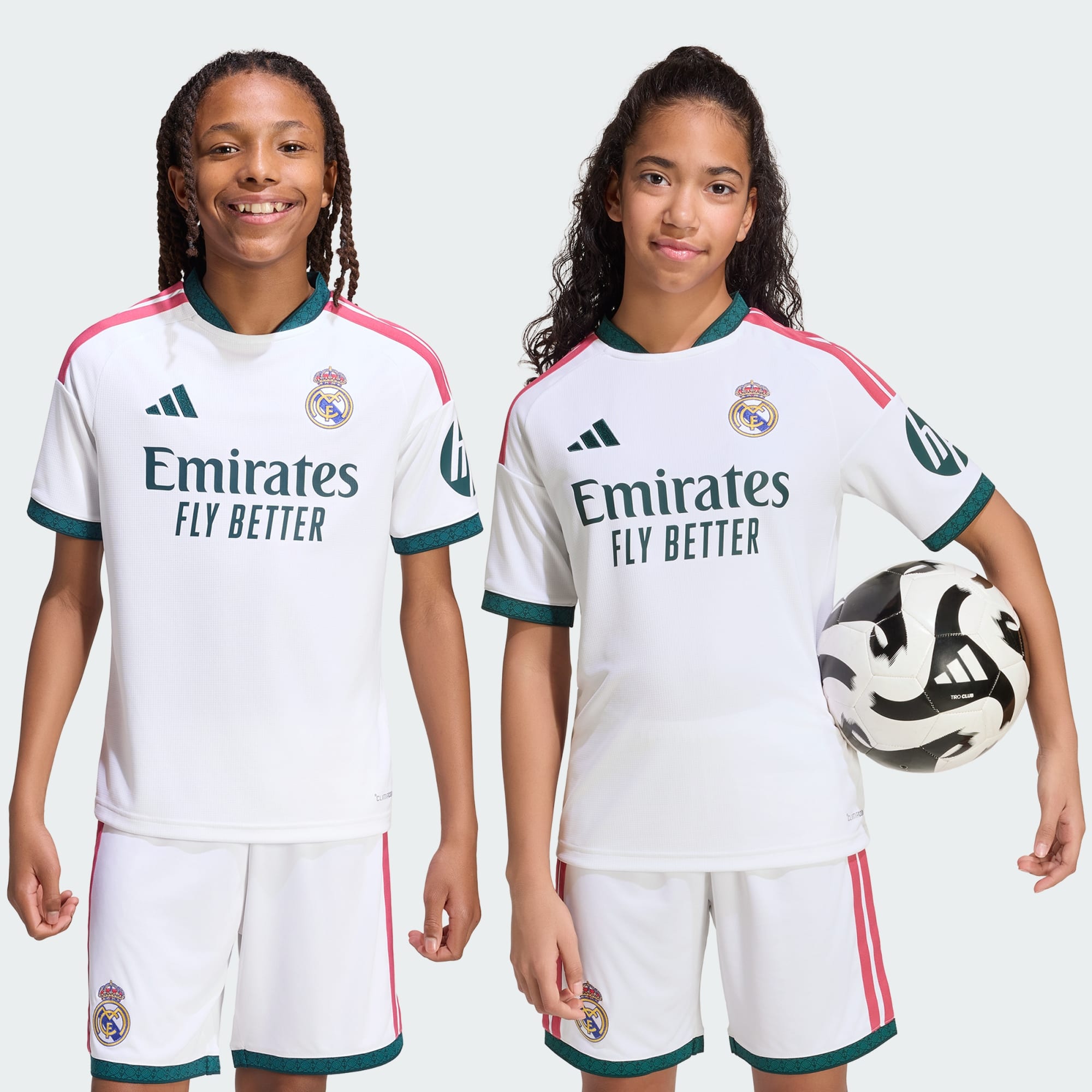 Adidas Real Madrid CF 2026/27 Youth Home Jersey White photo 3