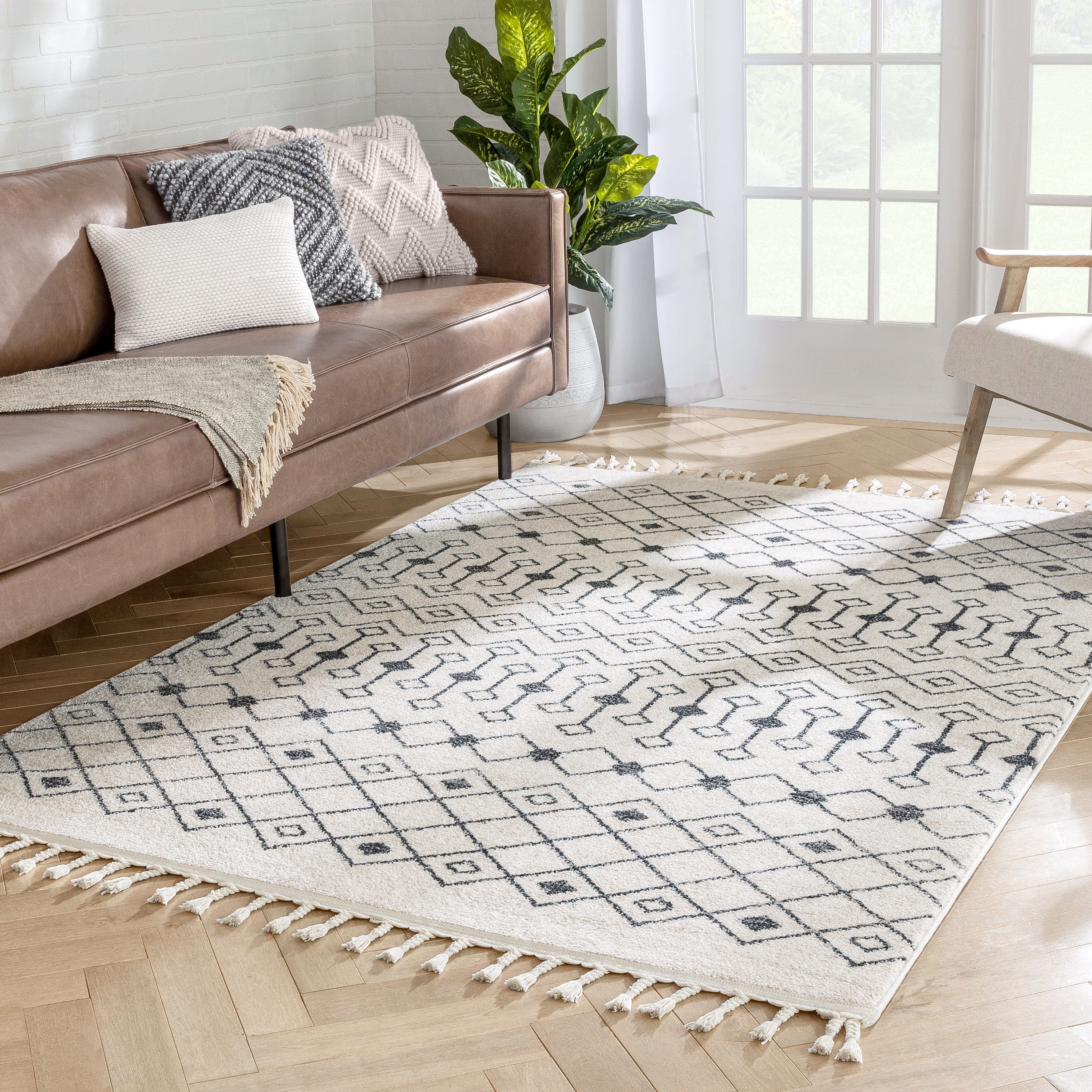 Well Woven Serenity Transistora Tribal Geometric Pattern Charcoal Ivory 7'10" x 9'10" Area Rug