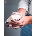 thumbnail image 4 of Jabón Artesanal de Arroz y Jazmín Extraherbos 100g, Despigmentante y Aclarante, Ilumina la piel equilibrando el tono y reduciendo apariencia de manchas, 4 of 5