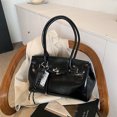 thumbnail image 3 of Bolso sencillo de estilo coreano de gran capacidad para mujer, nuevo bolso de hombro bajo el brazo, maletín portátil de viaje avanzado y elegante, 2025, 3 of 5