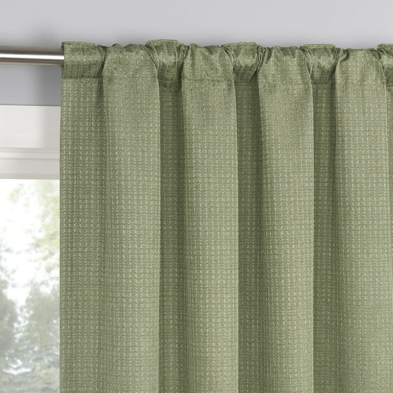 Sun Zero Vance 2-Piece Magnetic Closure 100% Blackout Back Tab