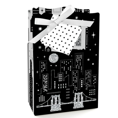 Big Dot of Happiness Nighttime City Skyline - New York Party Favor Boxes - Set of 12