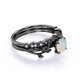 thumbnail image 3 of JeenMata Anillo Nupcial con Diseño de Hoja de Rama de Moissanita y Ópalo de Fuego Redondo de 0,65 Quilates Engastado en Solitario con Garras en Baño de Oro Negro de 18 K sobre Plata, 3 of 6