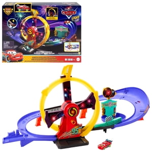 Disney Pixar Cars Lightning McQueen Celebration Raceway Playset