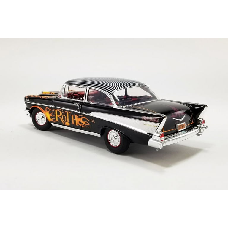 Johnny Lightning Collector Club Bar 1957 Chevy Bel Air Ed Roth