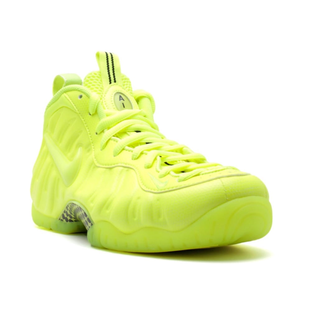 nike air foamposite pro volt mens