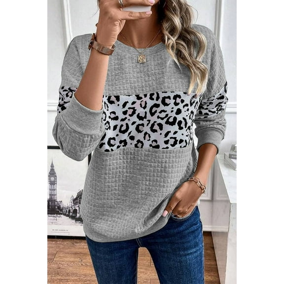 Redhotype Chic Leopard Quilted Sweater: Cozy & Stylish!