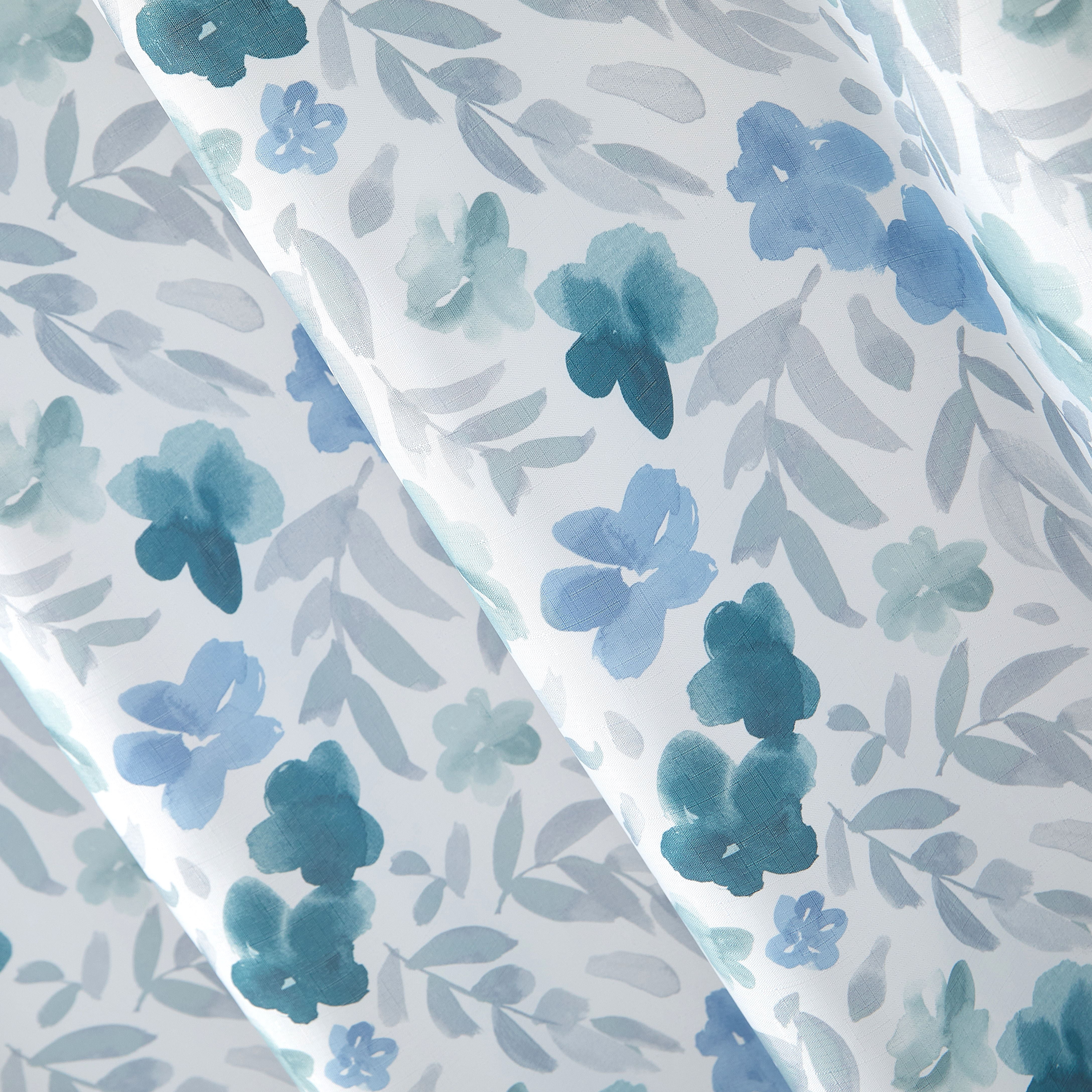 Mainstays 14 Piece Green and Blue Floral Scallop Shower Curtain Set – 72" x 72" Faux Linen Fabric, Waterproof PEVA Liner & Metal Hooks, Machine Washable