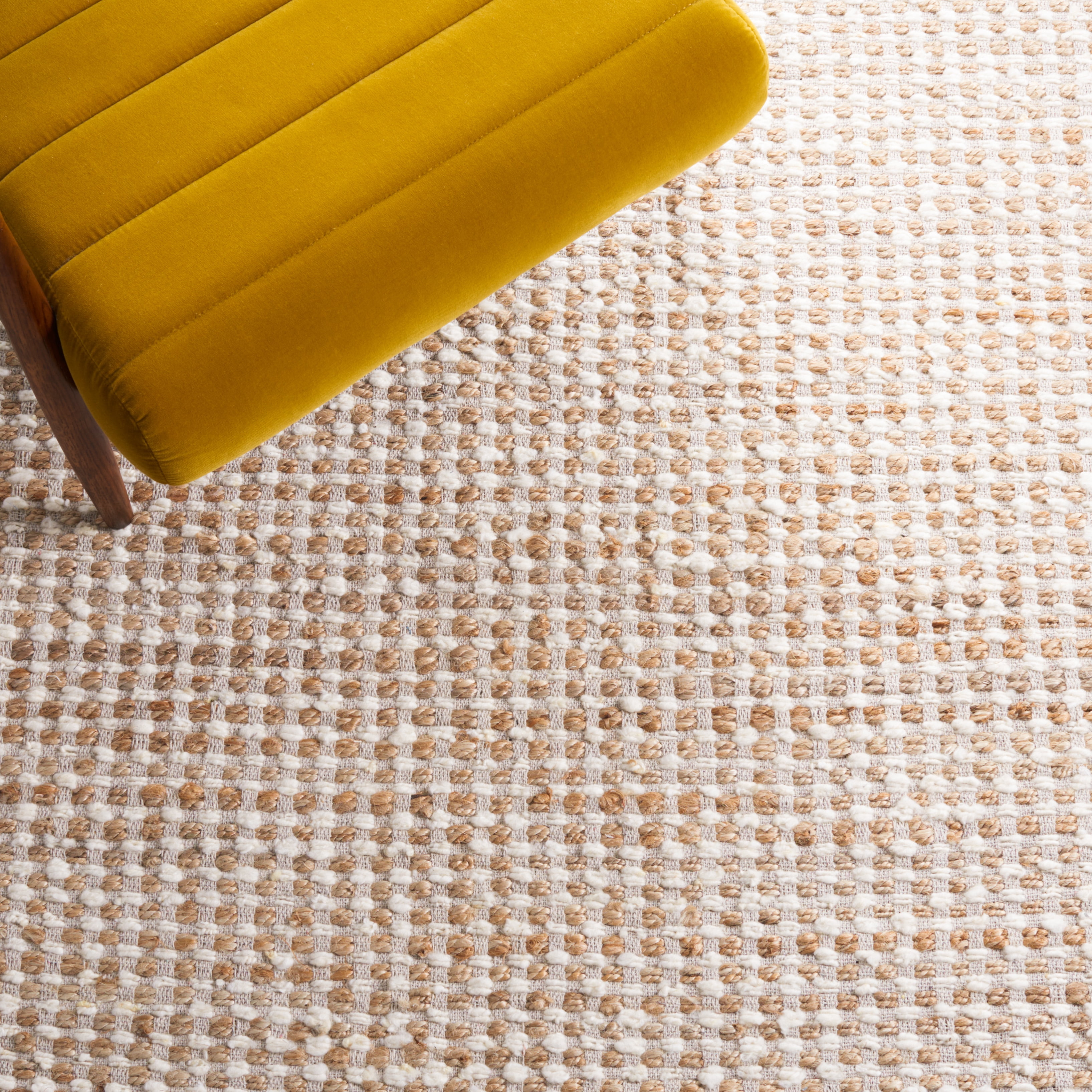 SAFAVIEH Natura Greg Geometric Area Rug, Beige/Ivory, 5' x 8'