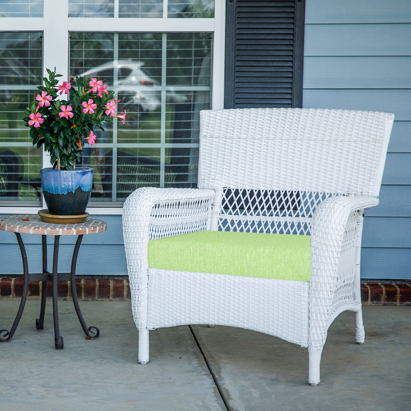 Aoodor Patio Chair Cushions Set of 2, 25 x 25 x 4 Inch Water Resistant Outdoor Seat Cushions with Handle and Ties, Square Corner Cushions for Patio Furniture Garden Lawn, Green