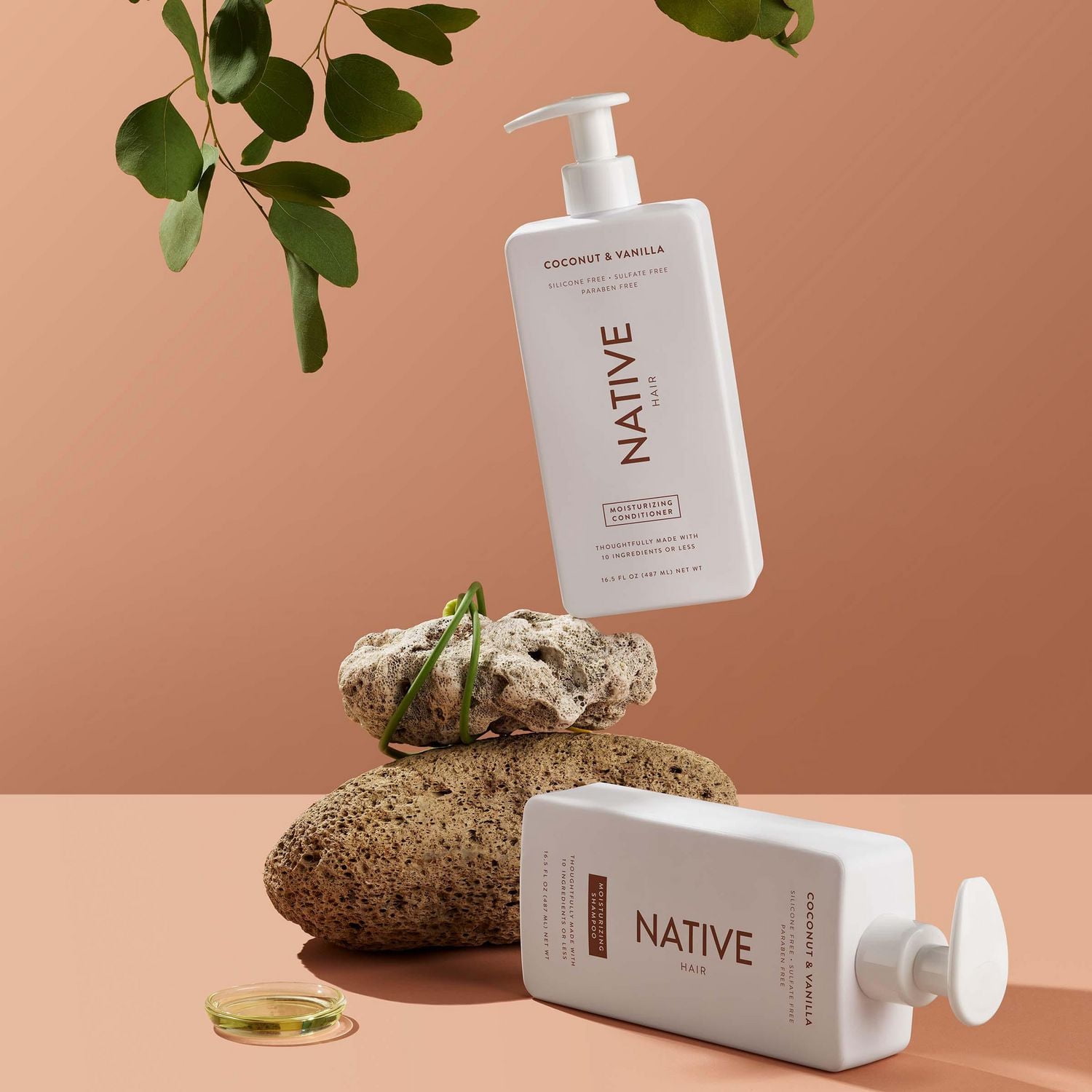 Native Moisturizing Shampoo, Coconut & Vanilla, Sulfate & Paraben Free, 487mL
