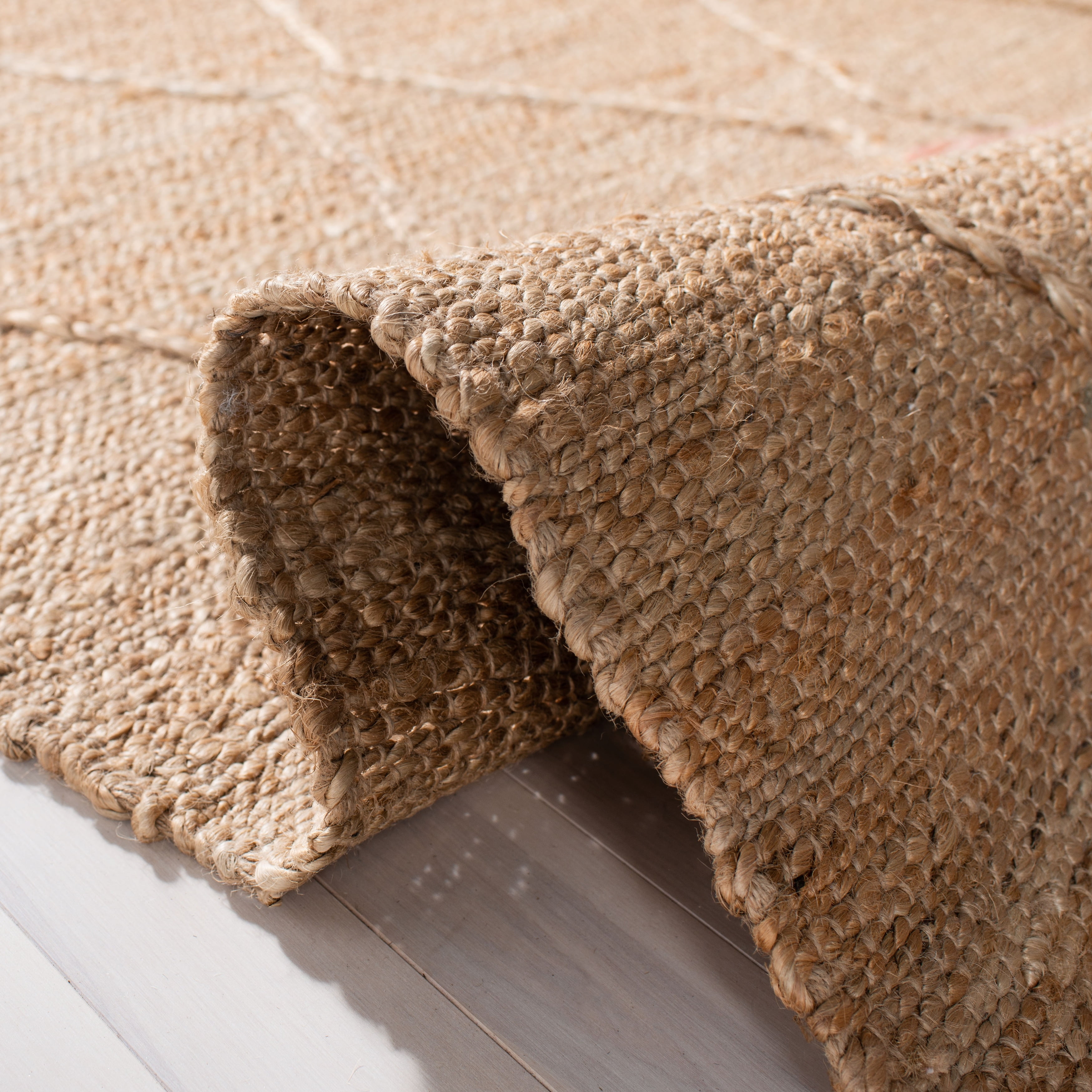 SAFAVIEH Natural Fiber Ilija Geometric Jute Runner Rug, Natural, 2'6" x 8'
