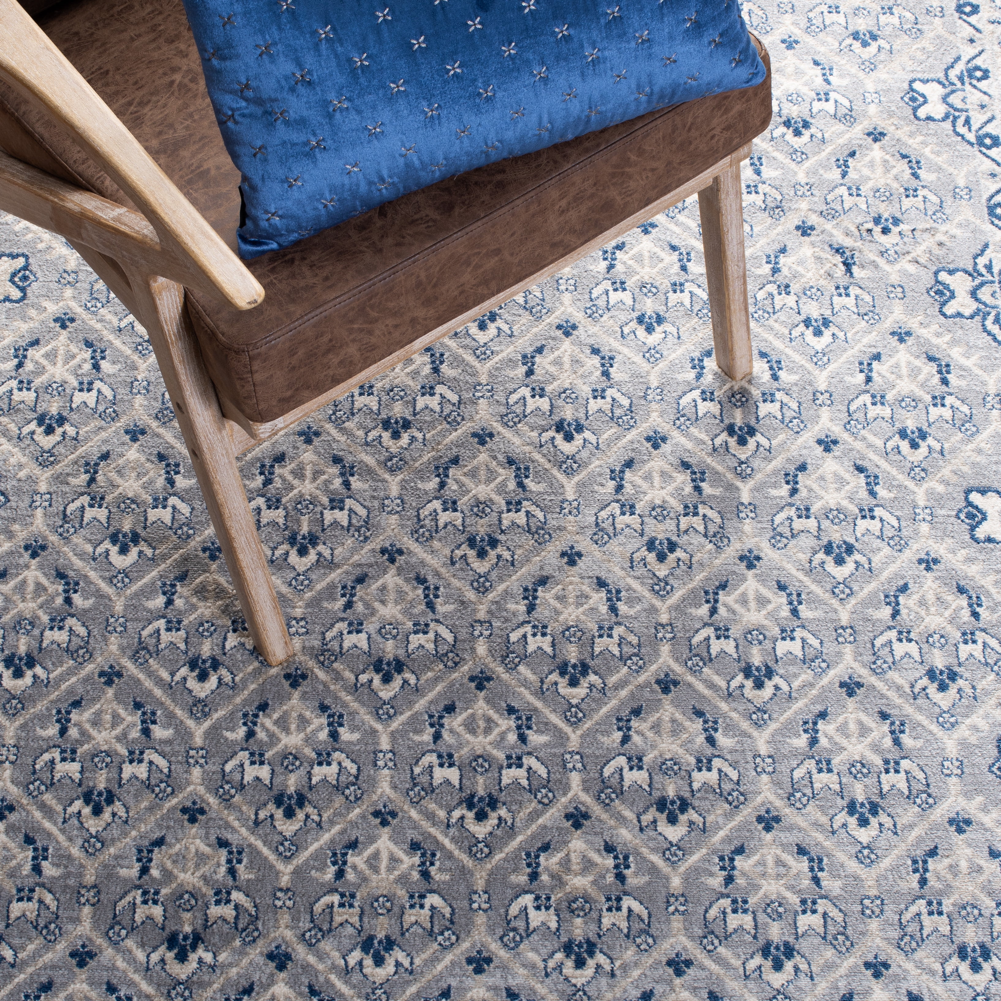 SAFAVIEH Brentwood Pompeii Geometric Area Rug, Gray/Blue, 6' x 9'