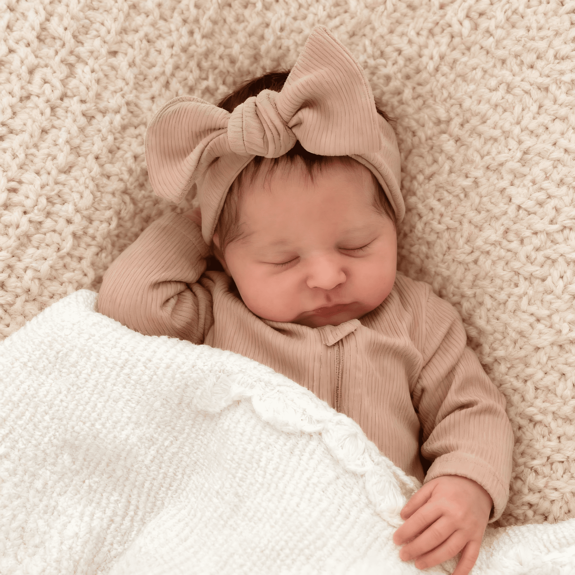 iCradle Lovely Reborn Baby Dolls 18 inch 46 cm Cuddly Sleeping Realistic Newborn Babies Soft Cloth Body Closed Eyes Khaki Suit Gift Set for Children 3+