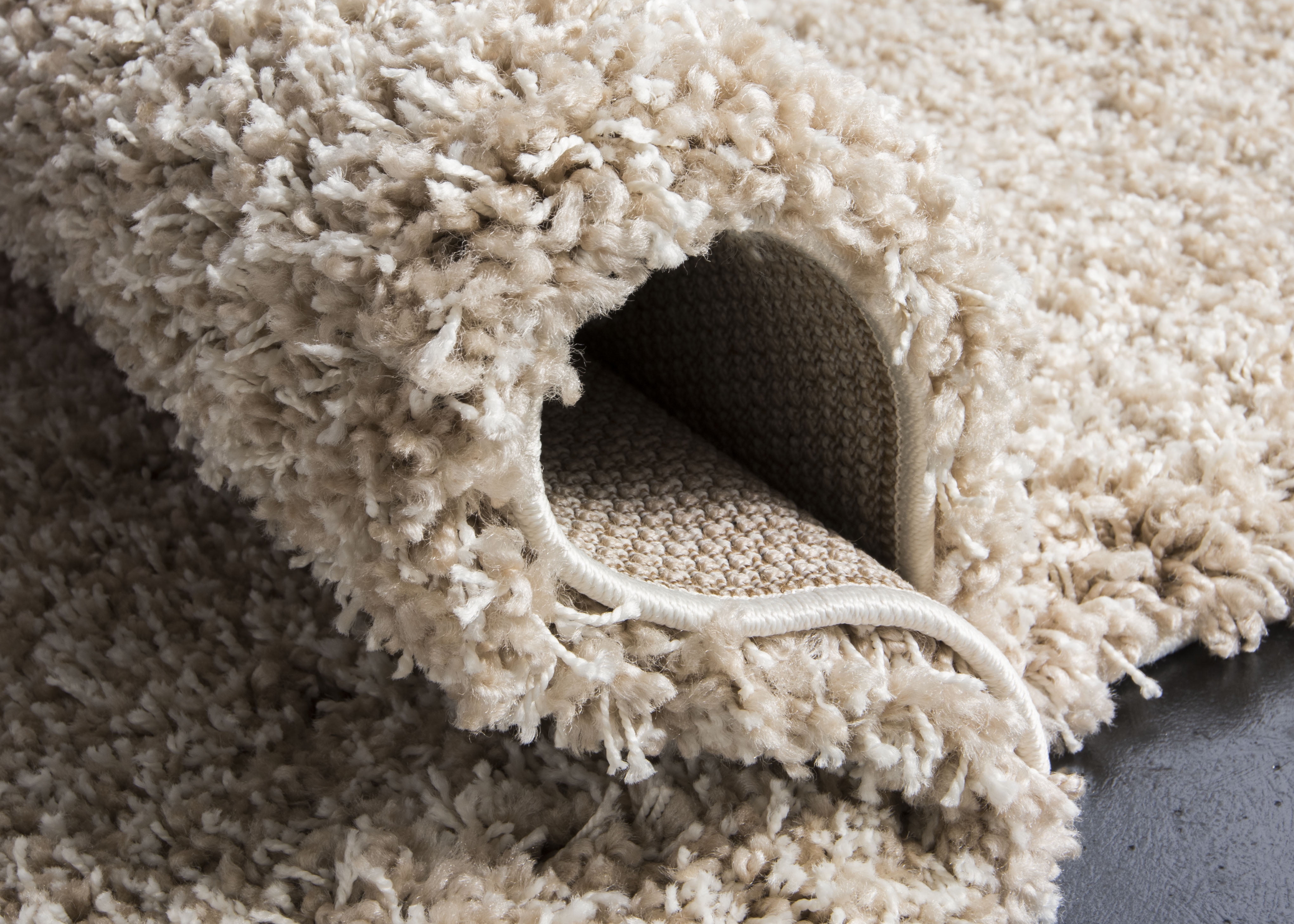 SAFAVIEH California Plush Solid Shag Area Rug, Beige, 5'3" x 5'3" Square - Modern Design, Beige, Non-Shedding & Easy Cleaning, Ultra Plush Thick Pile, Ideal for Living Room, Bedroom
